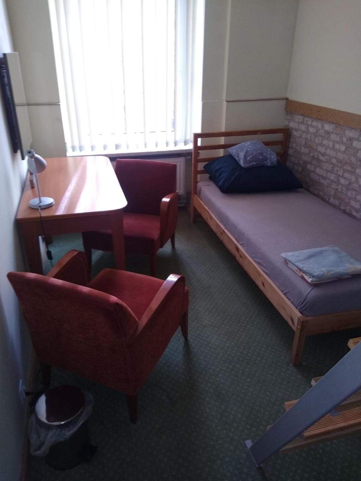 Hostel Kwadrans Гливице Екстериор снимка
